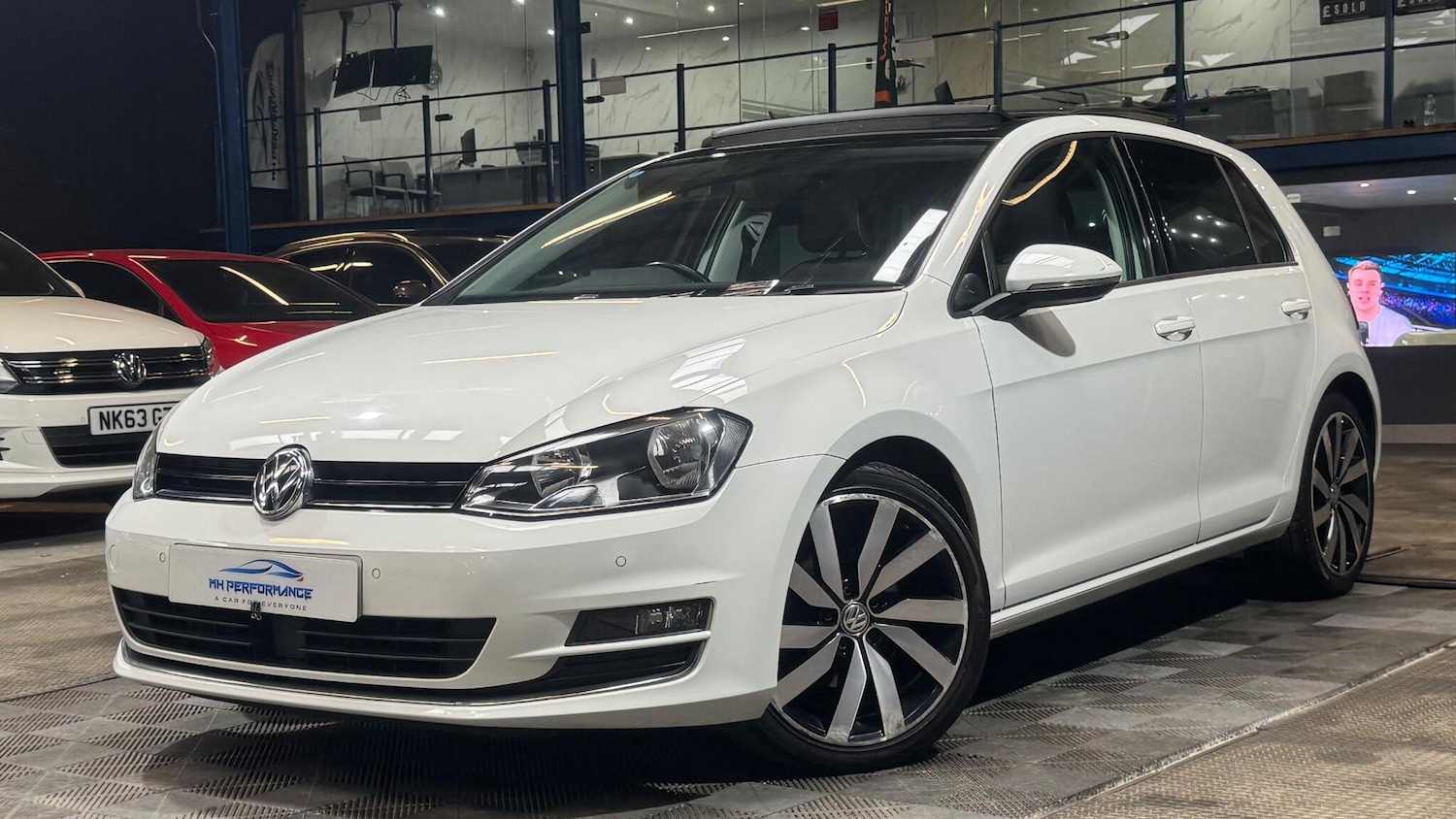 Used Volkswagen Golf 2017 for sale - 77612245: Photo 6