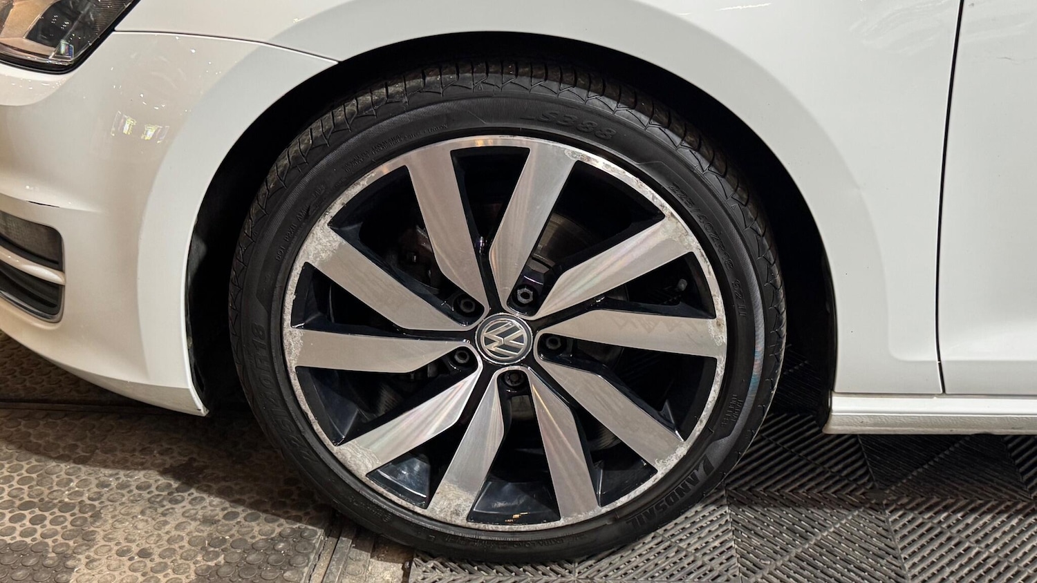 Used Volkswagen Golf 2017 for sale - 77612245: Photo 61