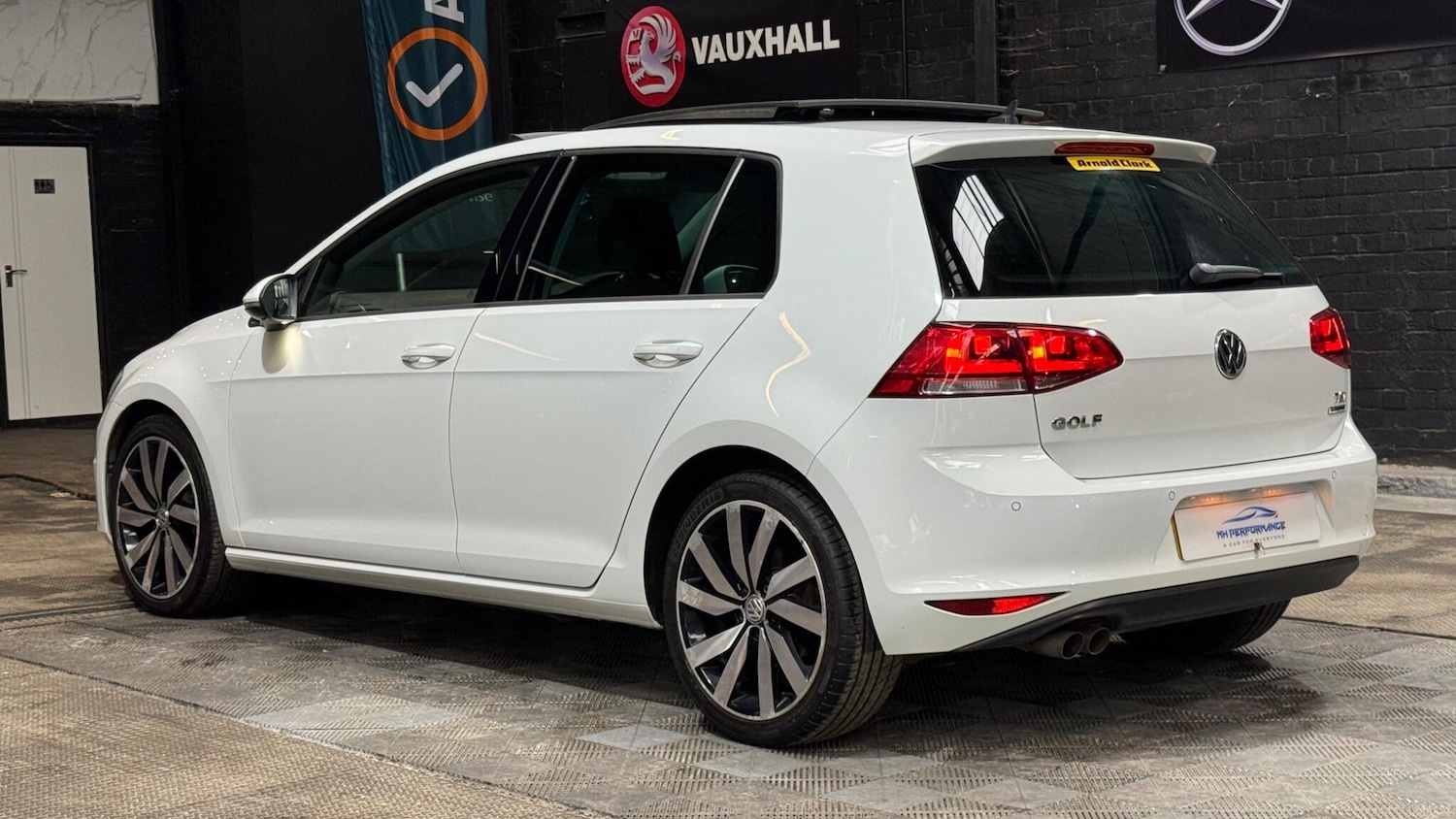 Used Volkswagen Golf 2017 for sale - 77612245: Photo 67
