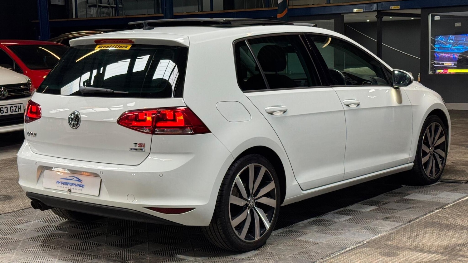 Used Volkswagen Golf 2017 for sale - 77612245: Photo 74