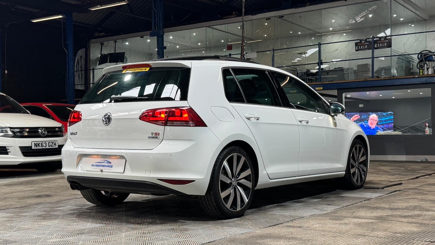 Used Volkswagen Golf 2017 for sale - 77612245: Photo 76