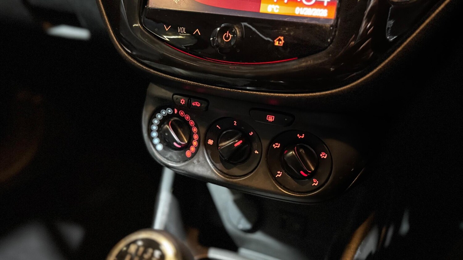 Used Vauxhall Corsa 2015 for sale - 77376691: Photo 16