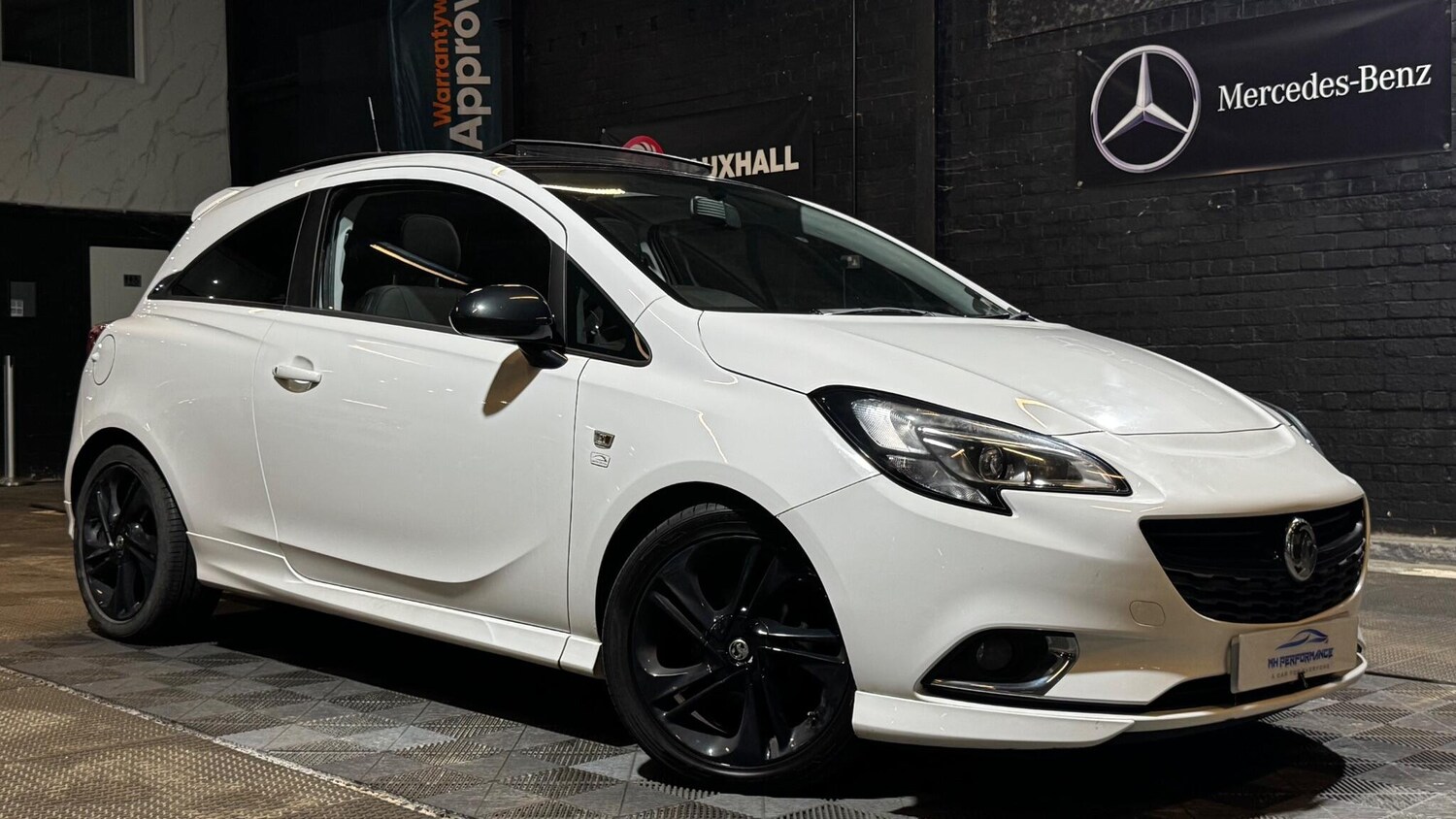 Used Vauxhall Corsa 2015 for sale - 77376691: Photo 3