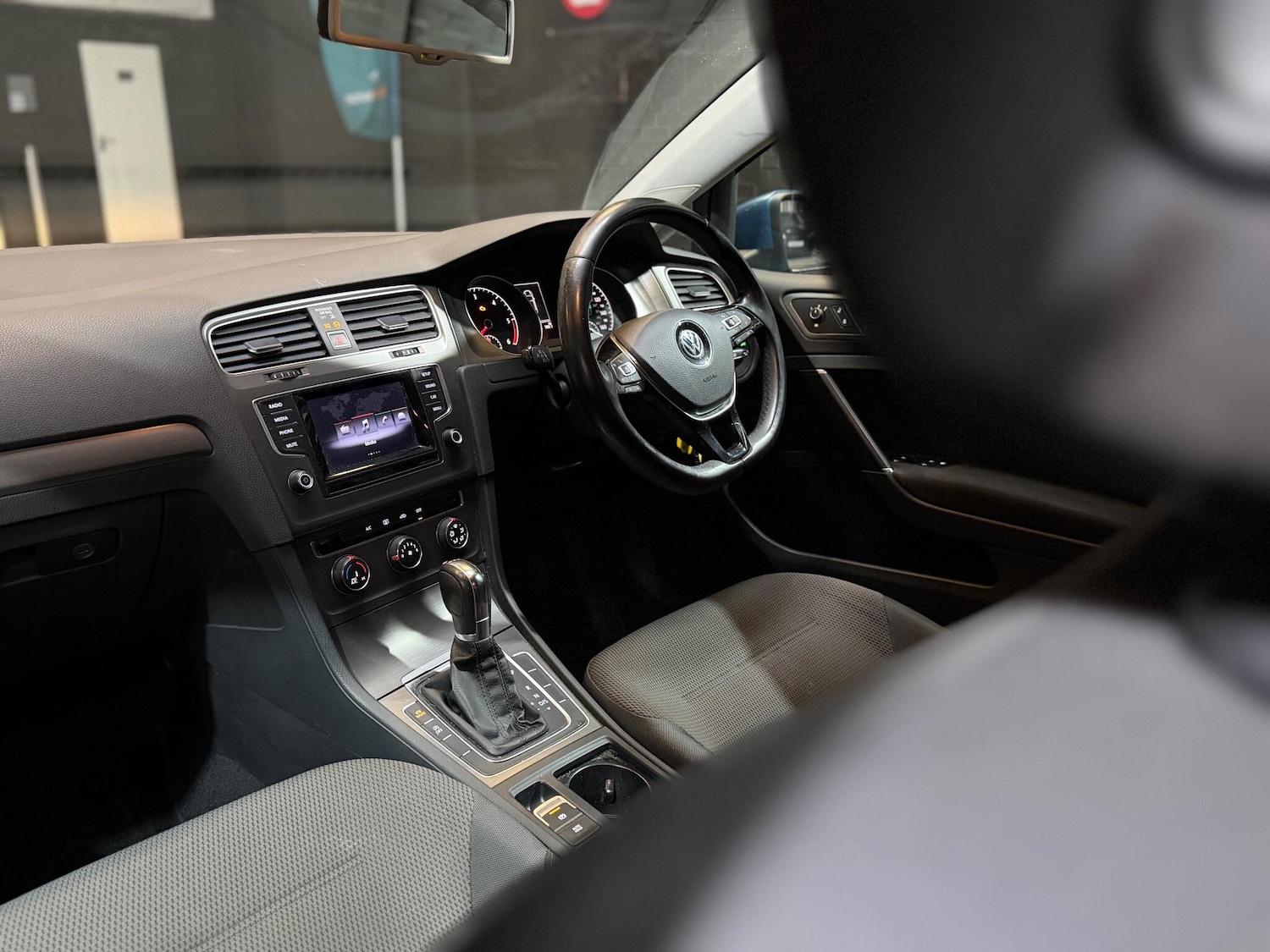 Used Volkswagen Golf 2013 for sale - 76899701: Photo 5