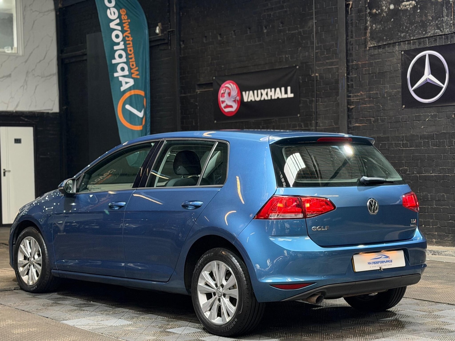 Used Volkswagen Golf 2013 for sale - 76899701: Photo 6