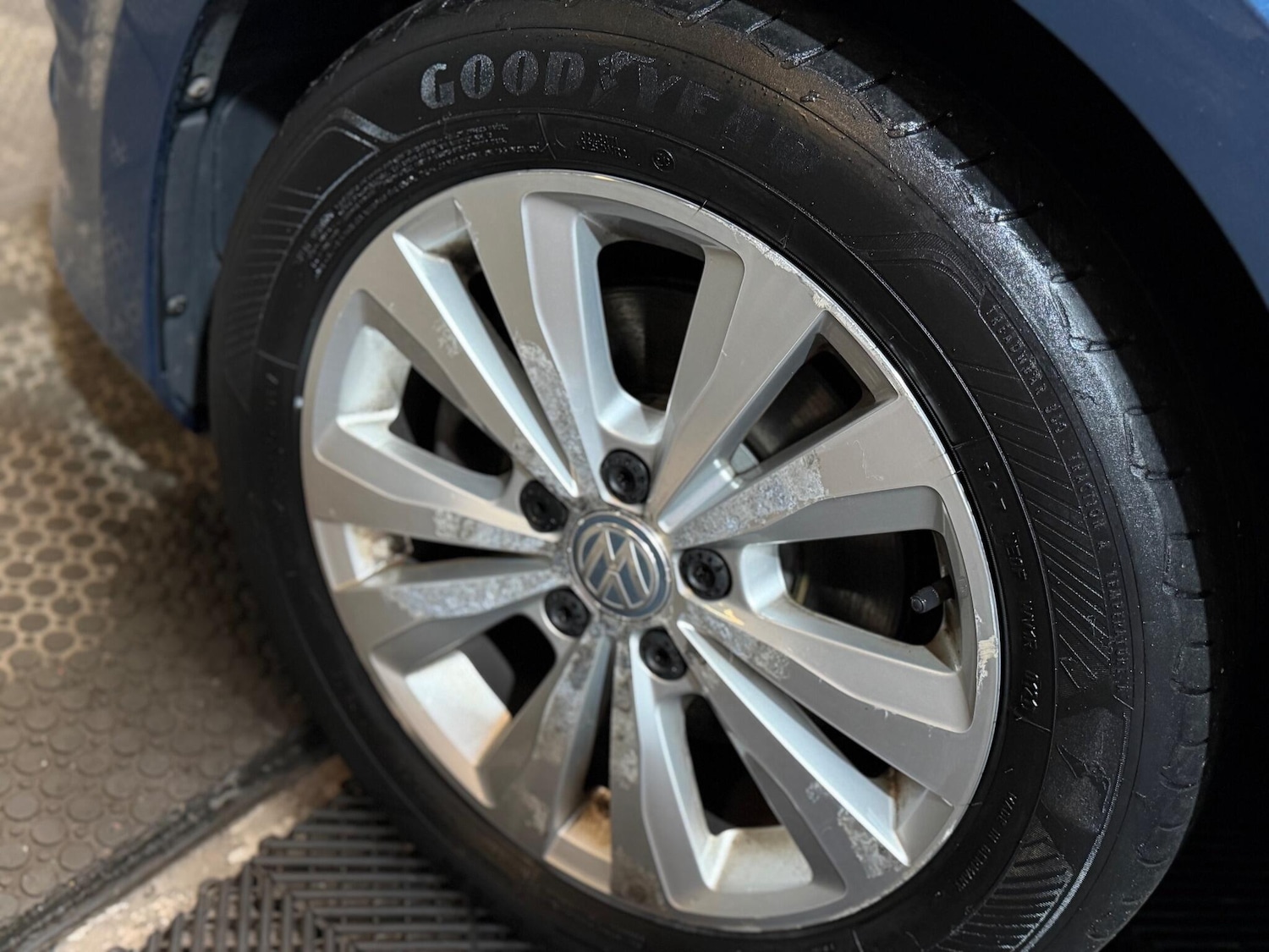 Used Volkswagen Golf 2013 for sale - 76899701: Photo 60