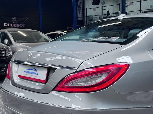 Used Mercedes-Benz CLS 2011 for sale - 75302217: Photo 20