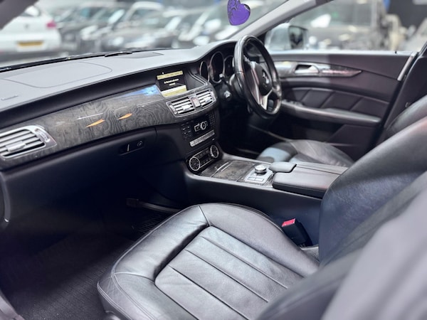 Used Mercedes-Benz CLS 2011 for sale - 75302217: Photo 26