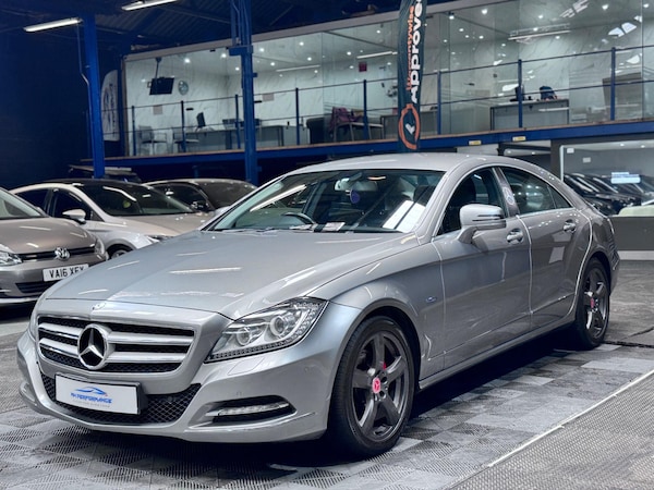 Used Mercedes-Benz CLS 2011 for sale - 75302217: Photo 34