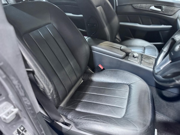 Used Mercedes-Benz CLS 2011 for sale - 75302217: Photo 37