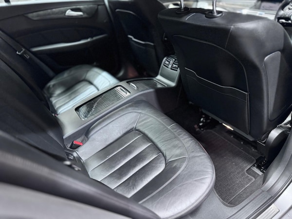 Used Mercedes-Benz CLS 2011 for sale - 75302217: Photo 45