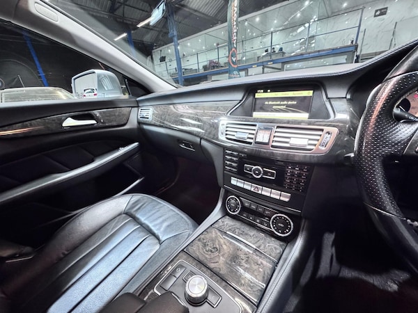Used Mercedes-Benz CLS 2011 for sale - 75302217: Photo 5