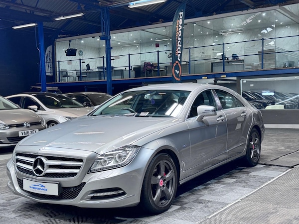 Used Mercedes-Benz CLS 2011 for sale - 75302217: Photo 8