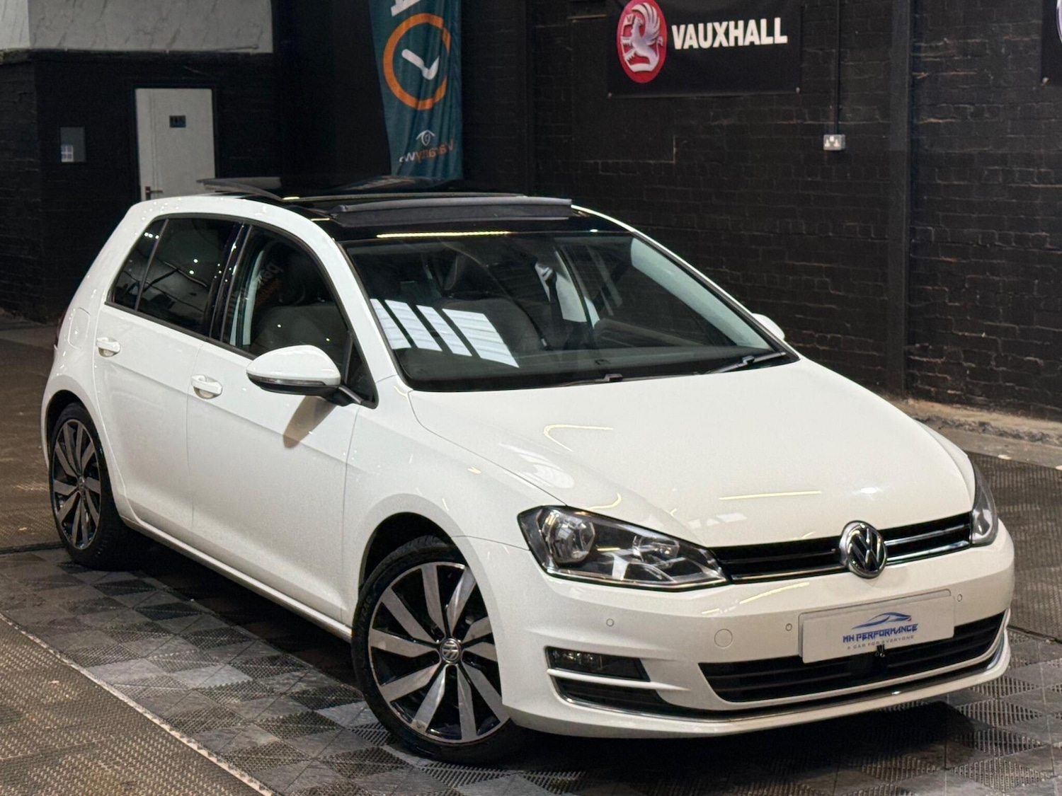 Used Volkswagen Golf 2017 for sale - 76473060: Photo 11