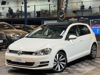 Used Volkswagen Golf 2017 for sale - 76473060: Photo