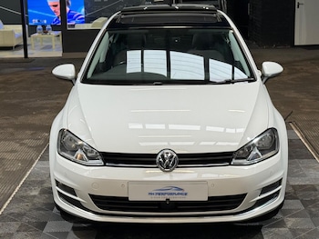 Used Volkswagen Golf 2017 for sale - 76473060: Photo