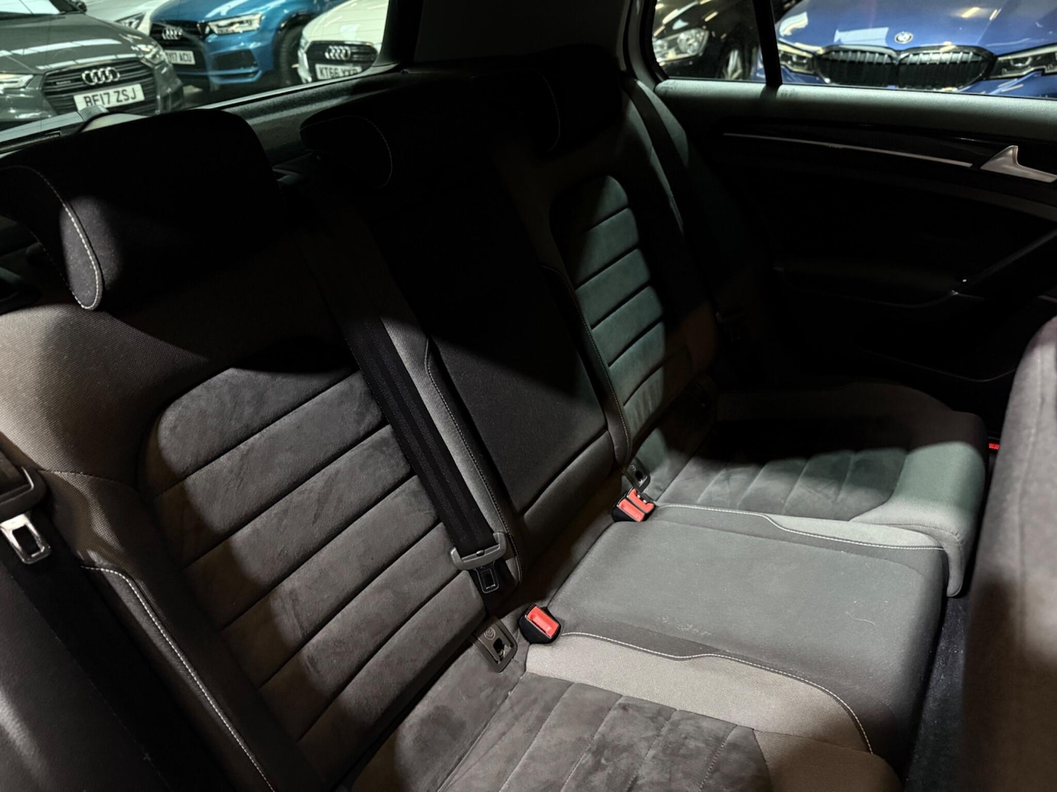 Used Volkswagen Golf 2017 for sale - 76473060: Photo 31