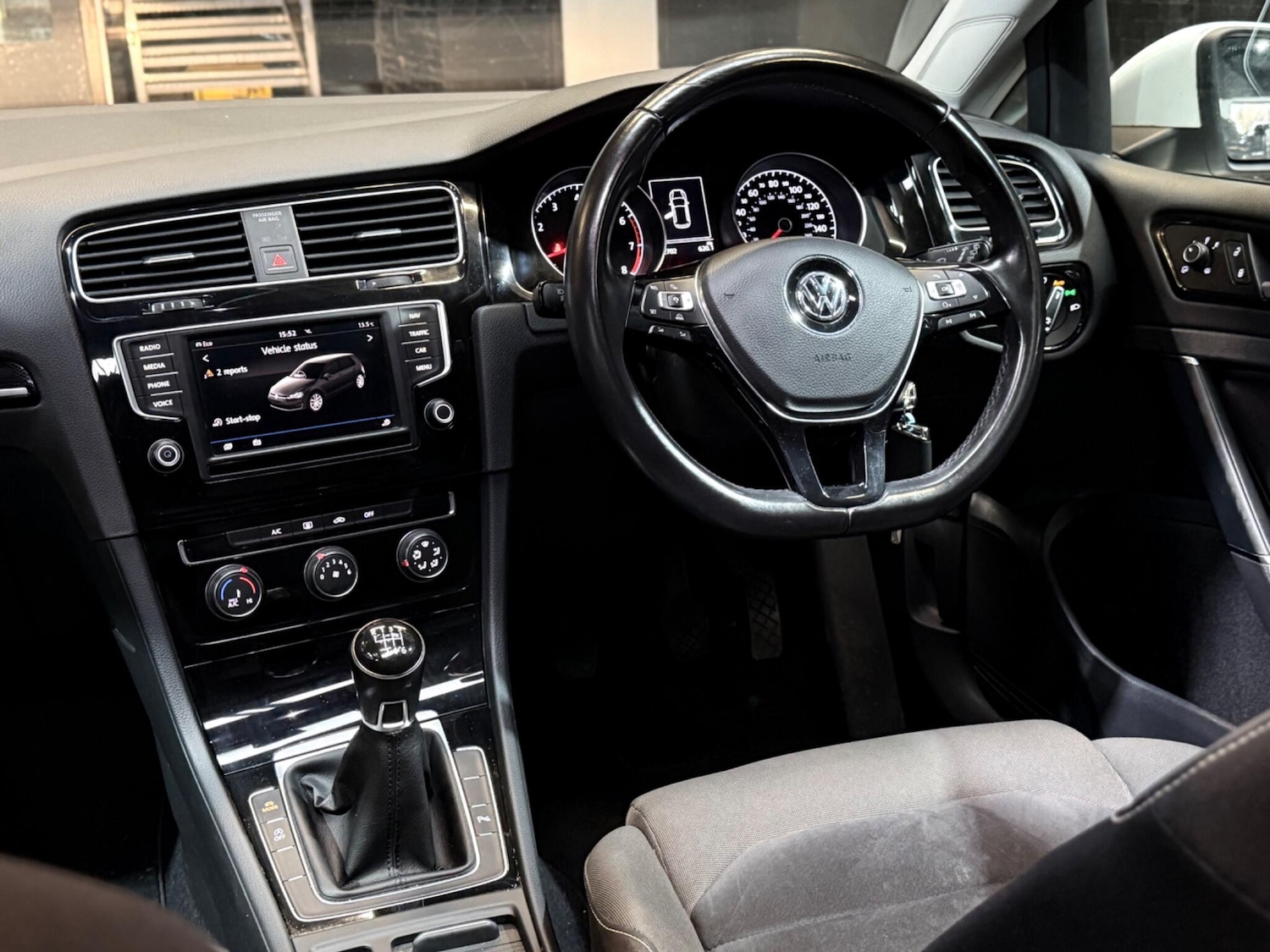 Used Volkswagen Golf 2017 for sale - 76473060: Photo 53