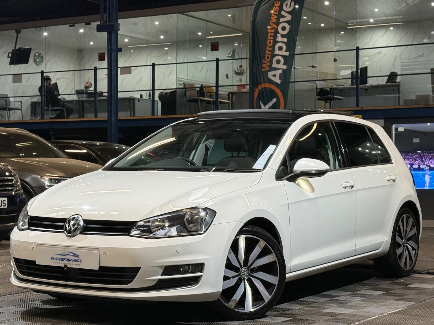 Used Volkswagen Golf 2017 for sale - 76473060: Photo 7