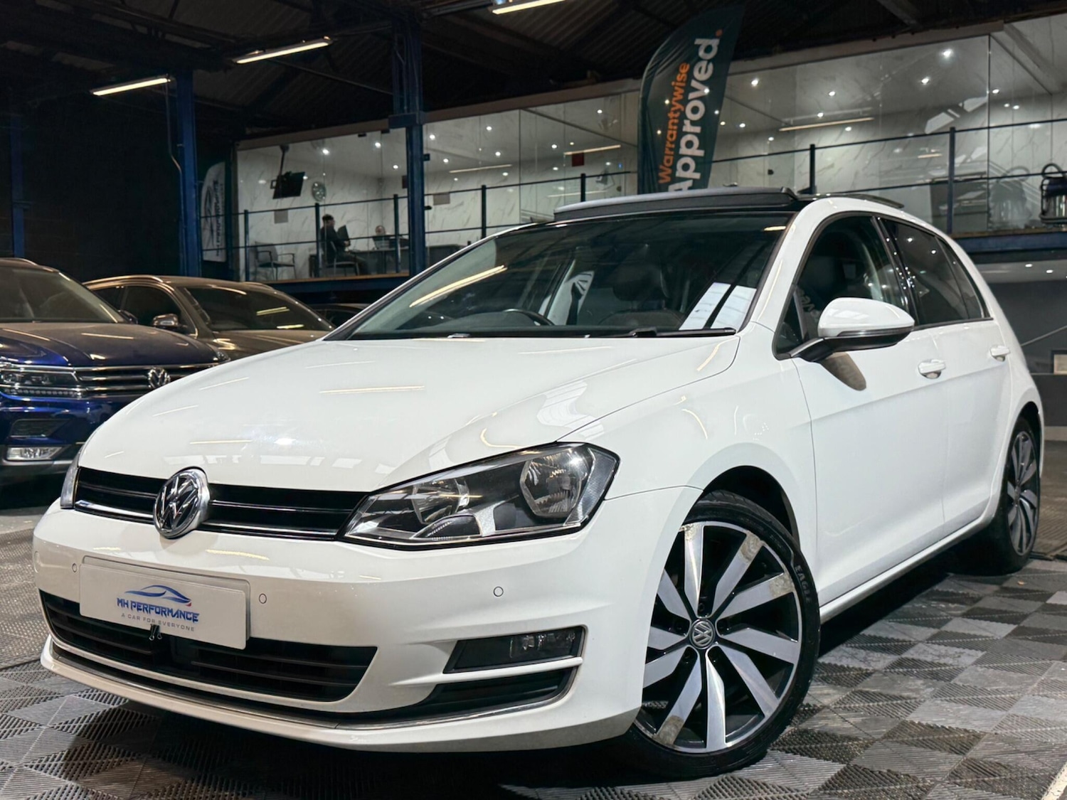 Used Volkswagen Golf 2017 for sale - 76473060: Photo 8