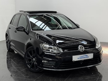 Used Volkswagen Golf 2016 for sale - 79144536: Photo