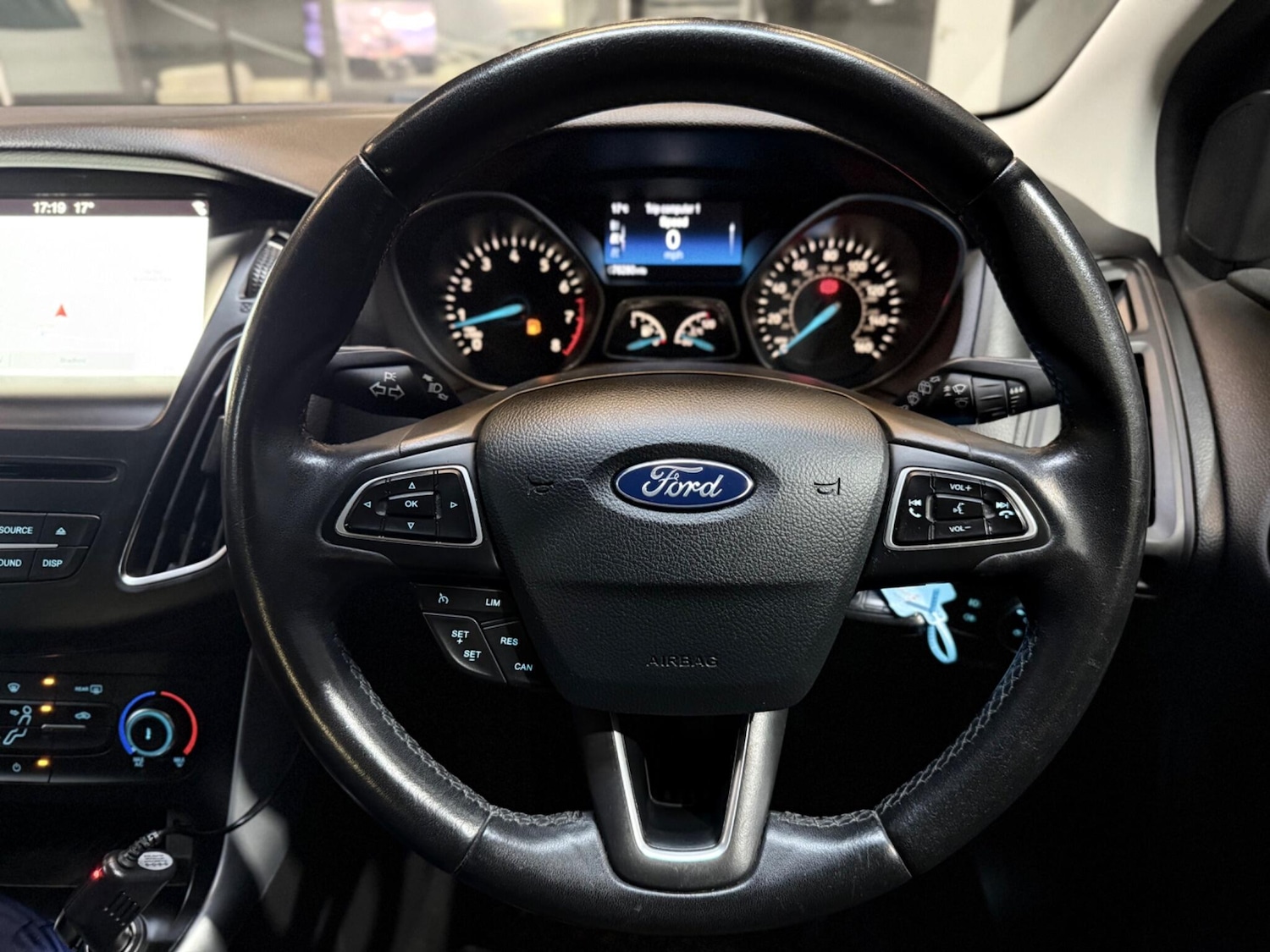 Used Ford Focus 2017 for sale - 75990371: Photo 24