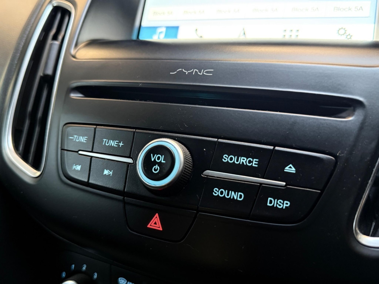 Used Ford Focus 2017 for sale - 75990371: Photo 9