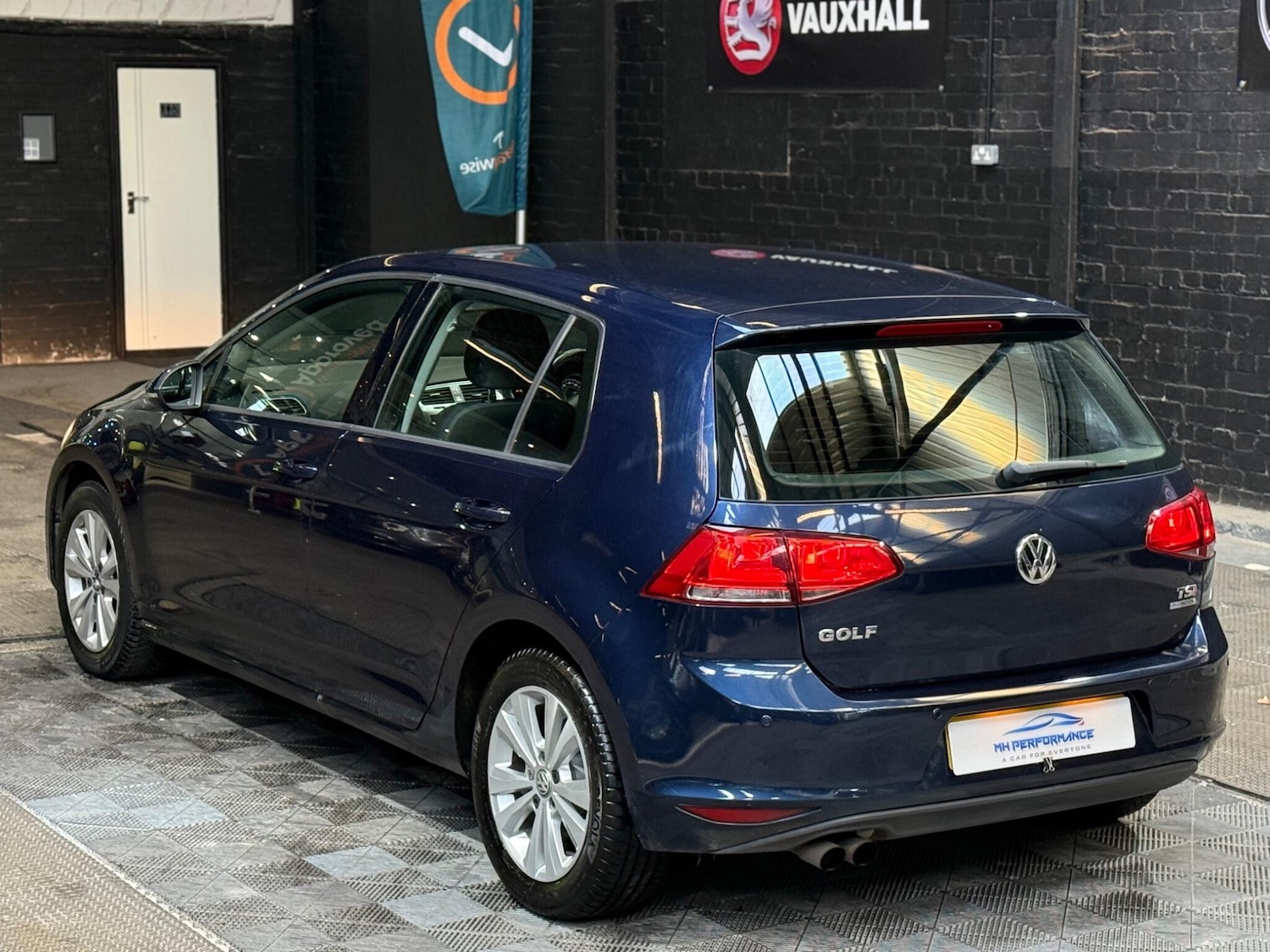 Used Volkswagen Golf 2014 for sale - 76645895: Photo 18