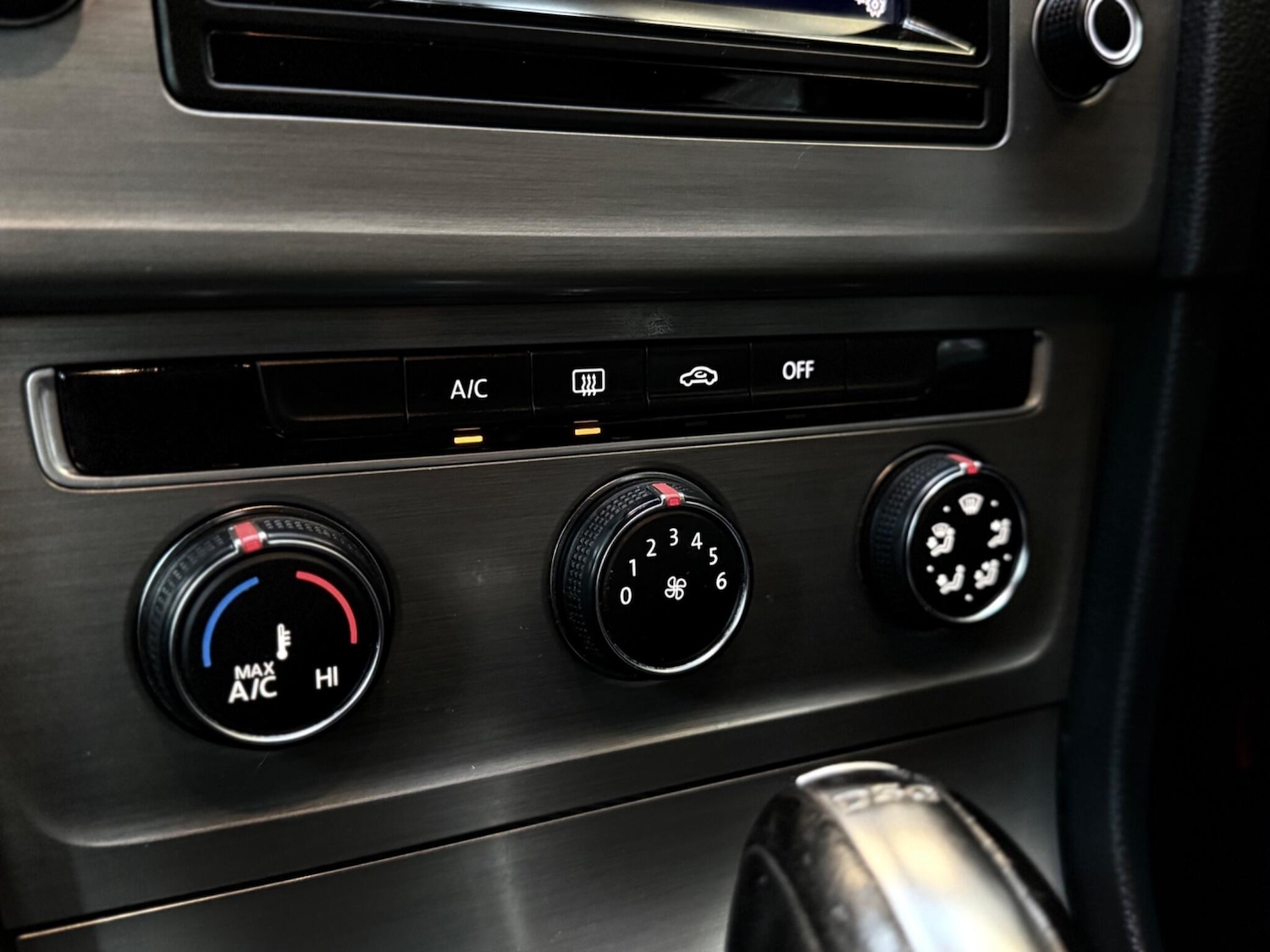 Used Volkswagen Golf 2014 for sale - 76645895: Photo 20