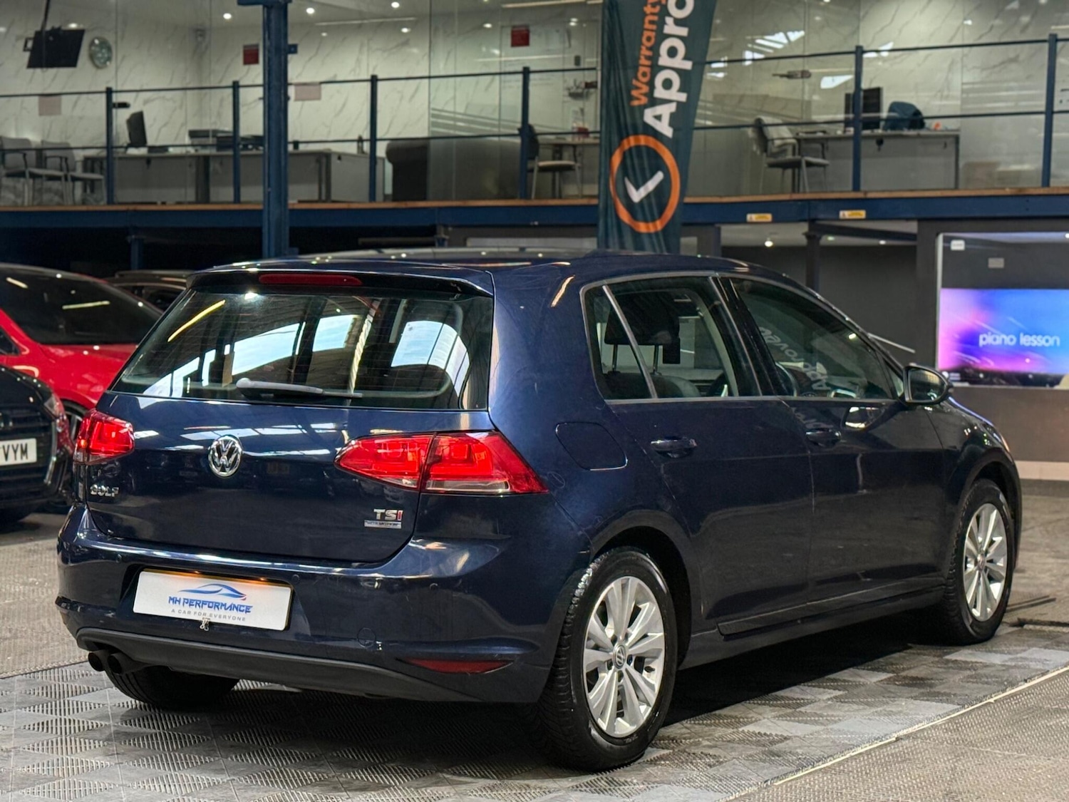 Used Volkswagen Golf 2014 for sale - 76645895: Photo 4