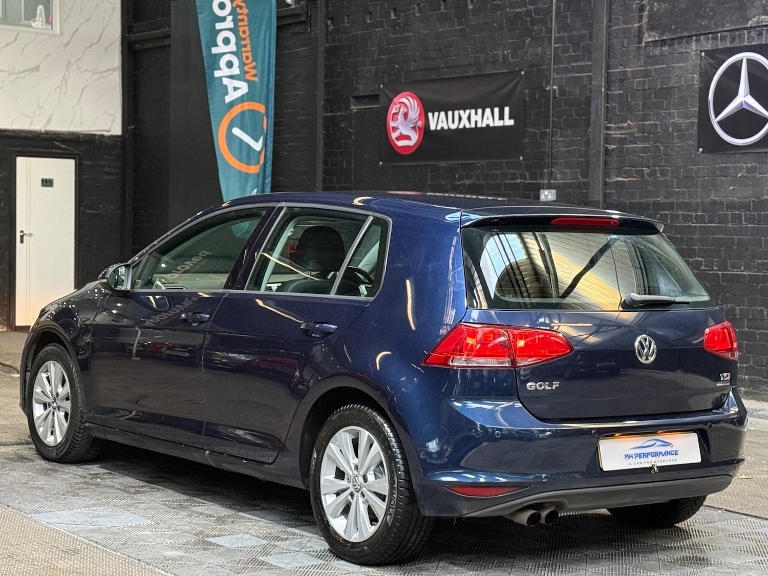Used Volkswagen Golf 2014 for sale - 76645895: Photo 6