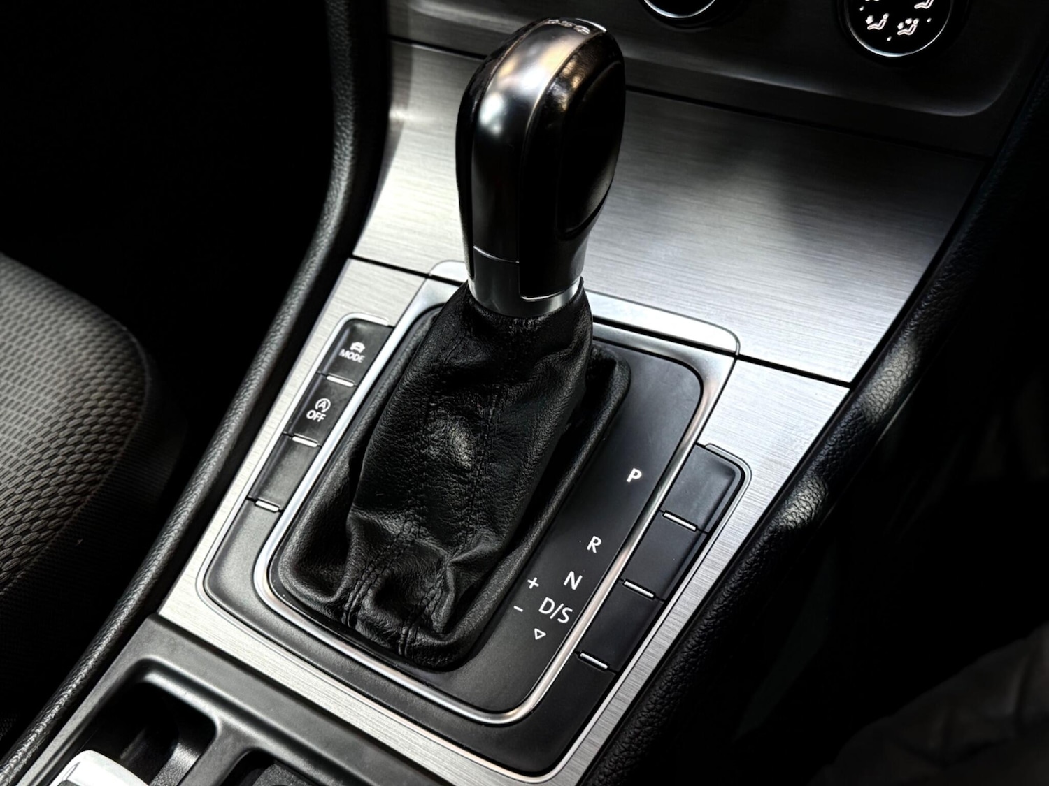 Used Volkswagen Golf 2014 for sale - 76645895: Photo 7