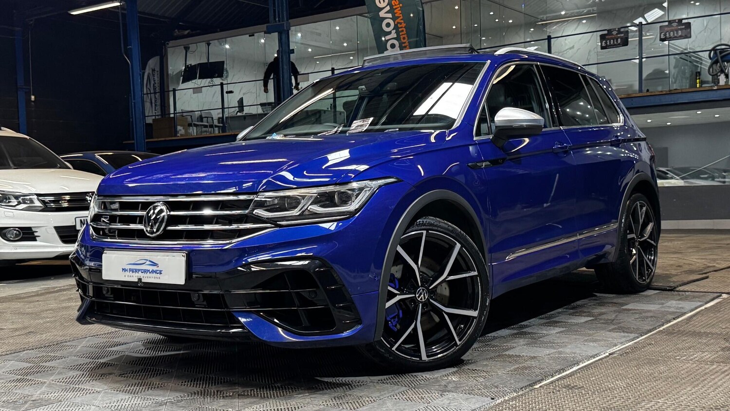 Used Volkswagen Tiguan for sale - 77724115: Photo 10