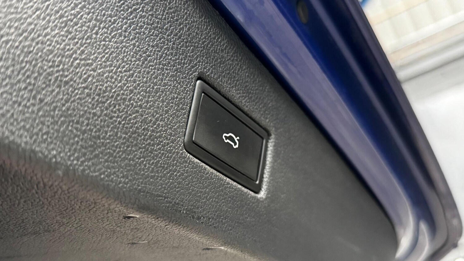 Used Volkswagen Tiguan for sale - 77724115: Photo 88