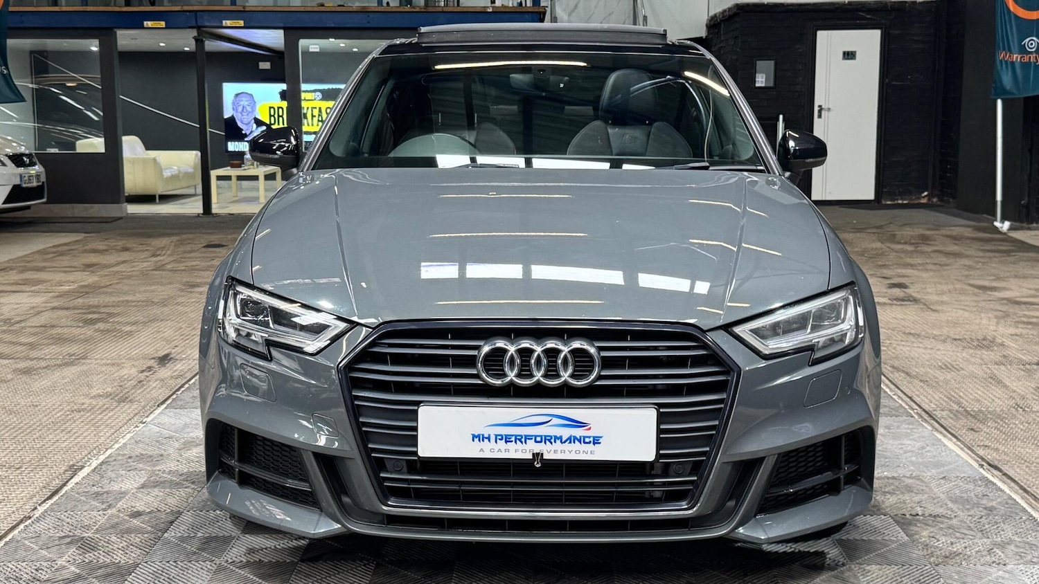 Used Audi A3 2018 for sale - 77853791: Photo 2