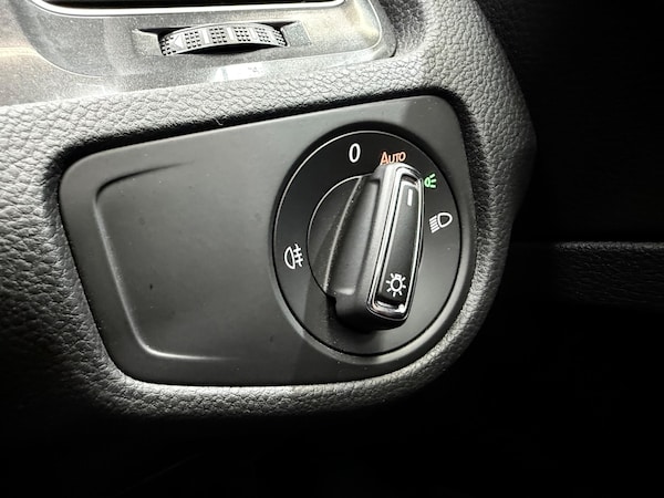 Used Volkswagen Golf 2018 for sale - 75051140: Photo 19