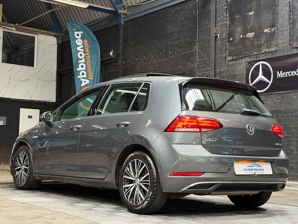 Used Volkswagen Golf 2018 for sale - 75051140: Photo 35
