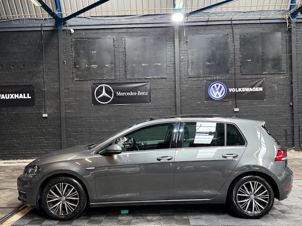 Used Volkswagen Golf 2018 for sale - 75051140: Photo 56