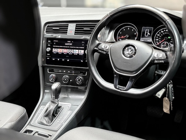 Used Volkswagen Golf 2018 for sale - 75051140: Photo 57