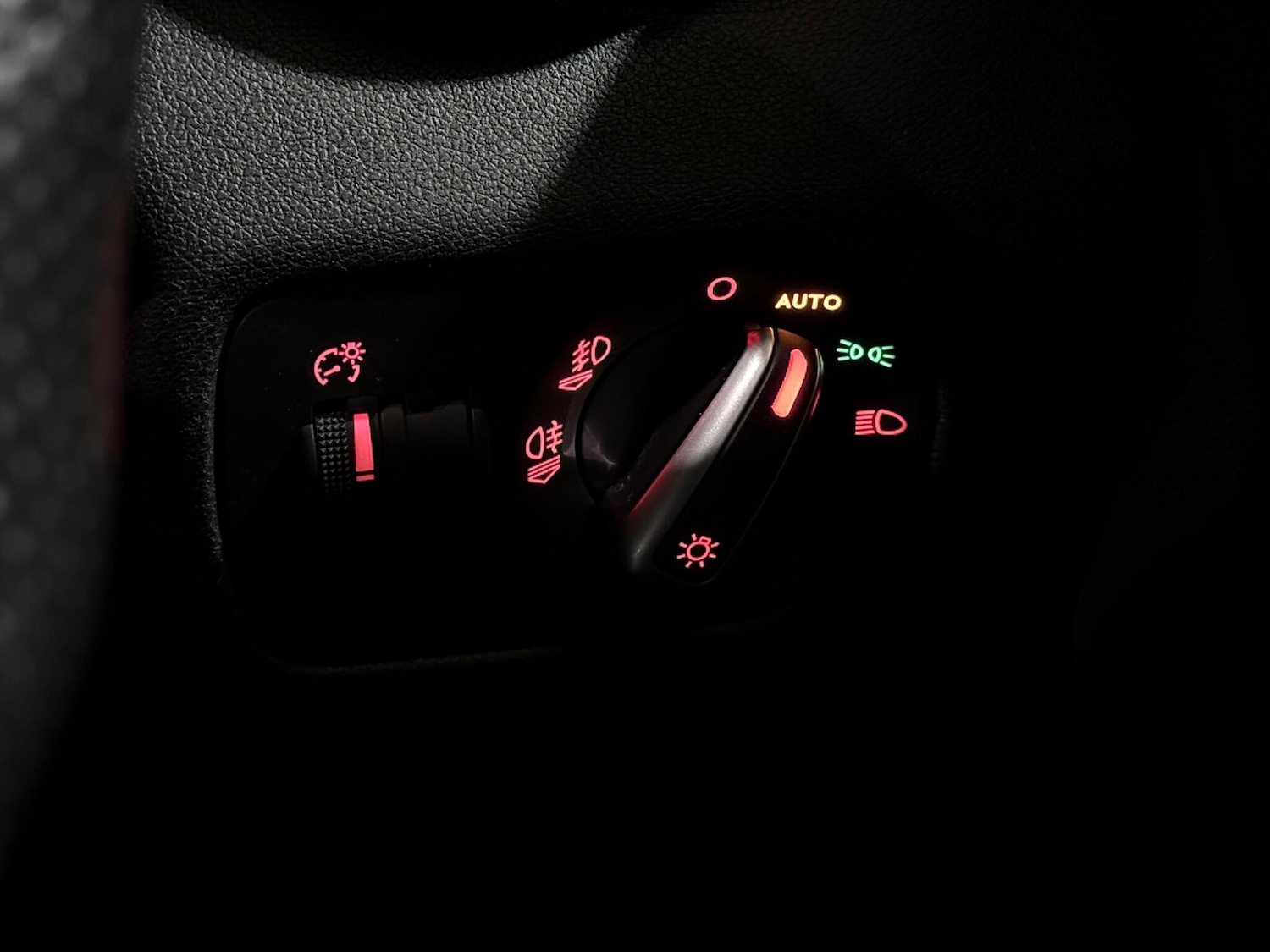 Used Audi A1 2014 for sale - 76965452: Photo 19