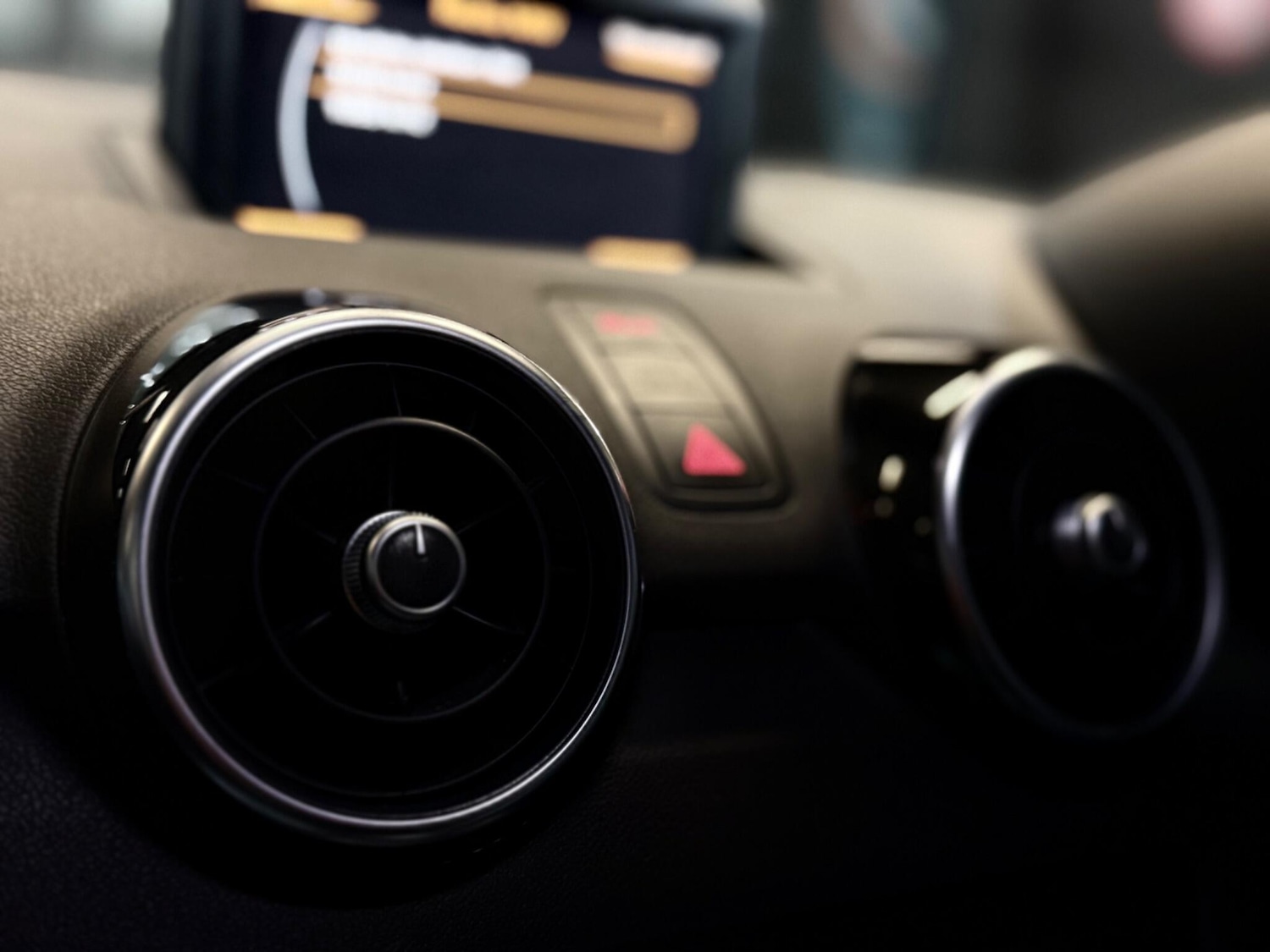 Used Audi A1 2014 for sale - 76965452: Photo 31