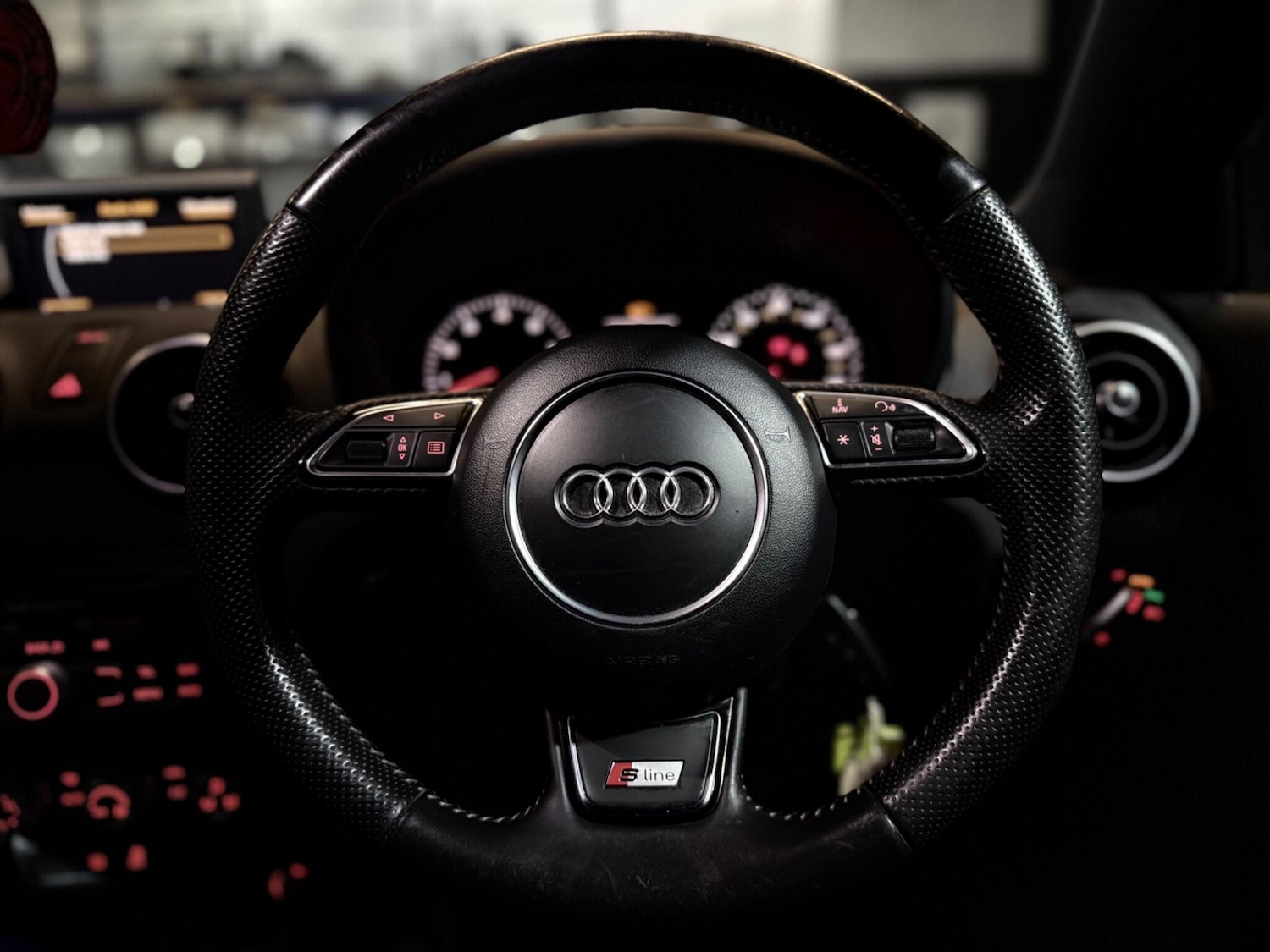 Used Audi A1 2014 for sale - 76965452: Photo 5