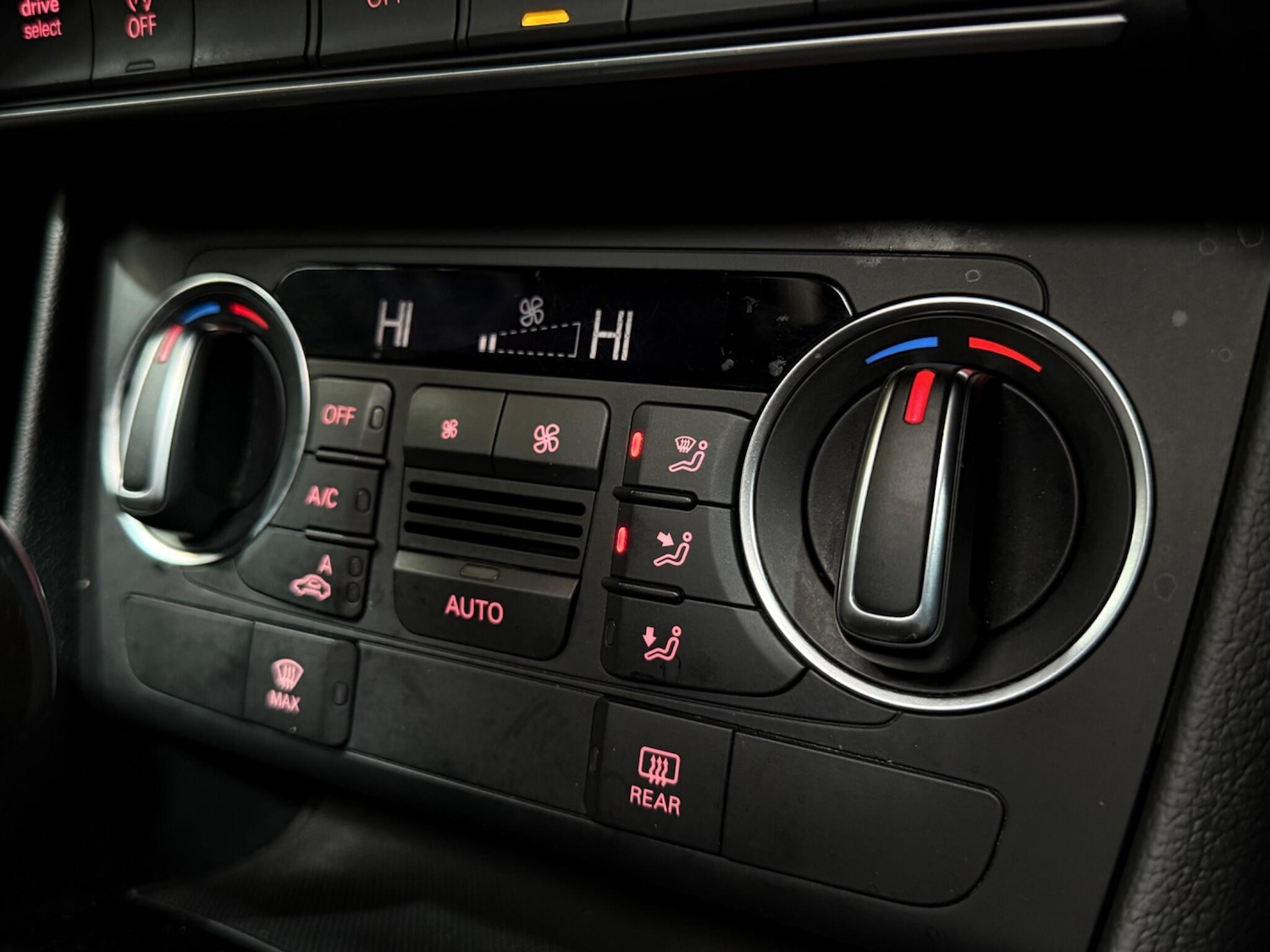 Used Audi Q3 2017 for sale - 76152934: Photo 51