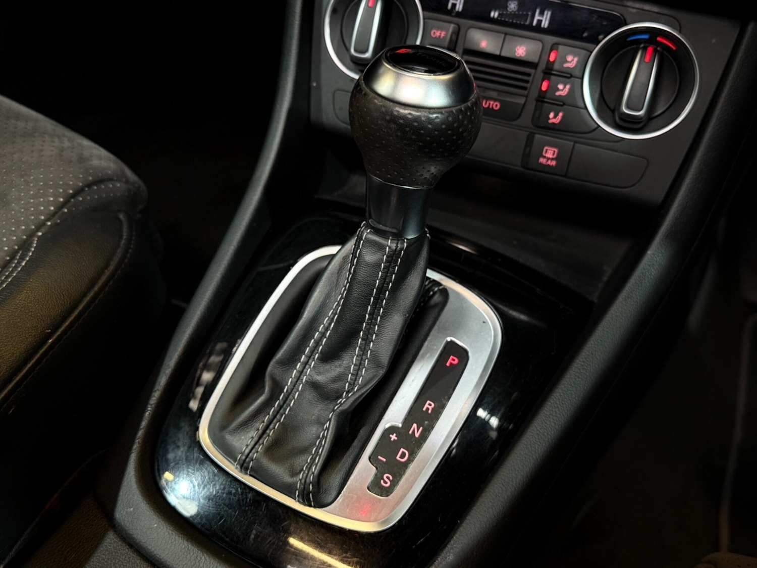 Used Audi Q3 2017 for sale - 76152934: Photo 9