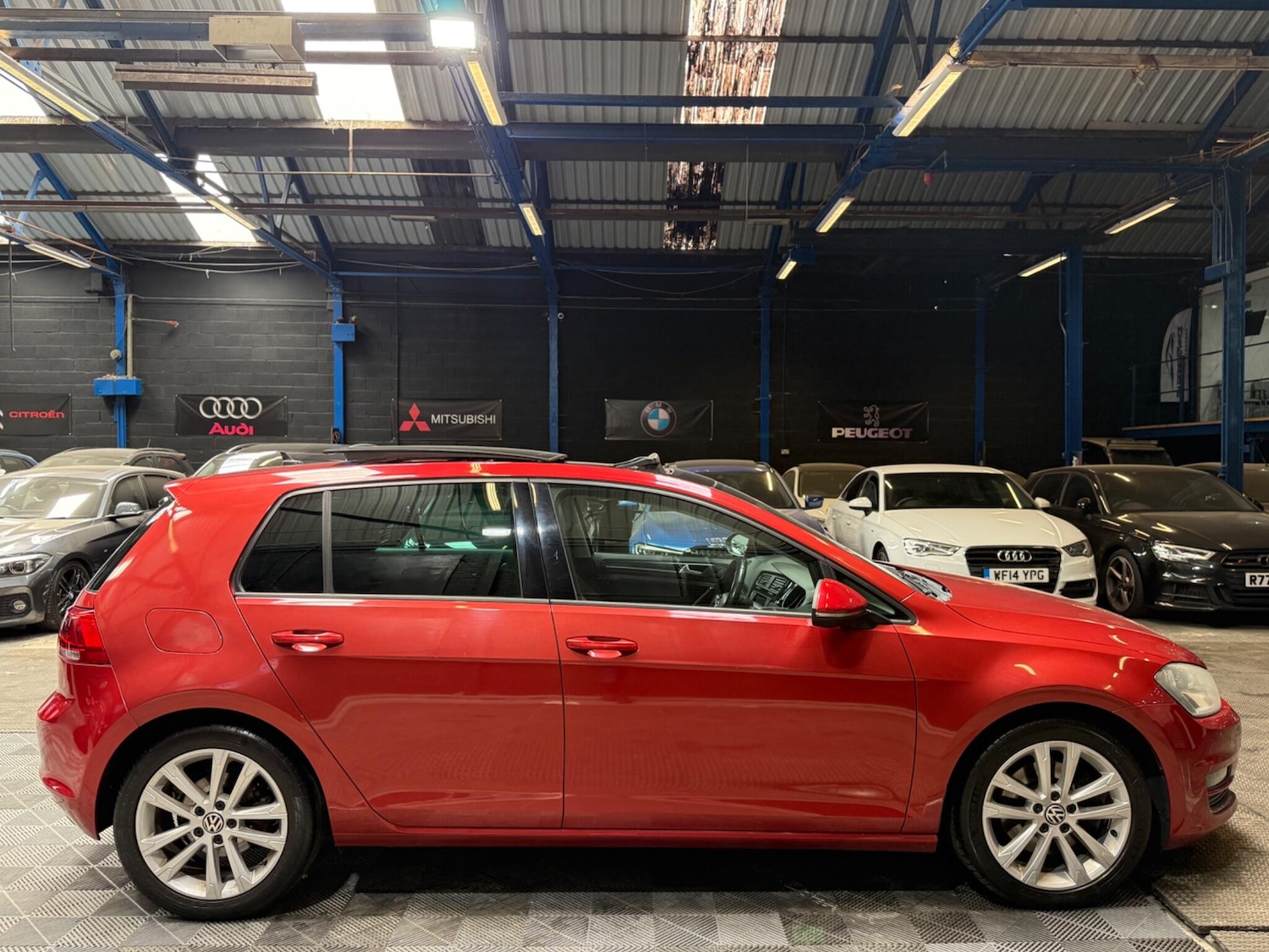 Used Volkswagen Golf 2014 for sale - 76174743: Photo 51