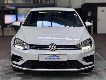Used Volkswagen Golf 2018 for sale - 78170625: Photo