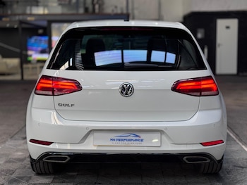Used Volkswagen Golf 2018 for sale - 78170625: Photo