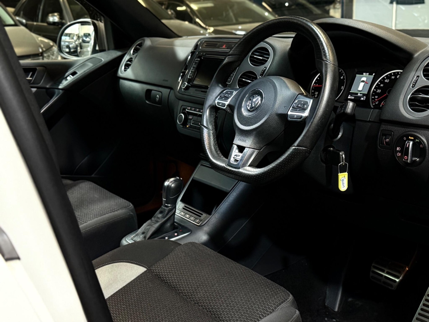 Used Volkswagen Tiguan 2013 for sale - 76153124: Photo 38