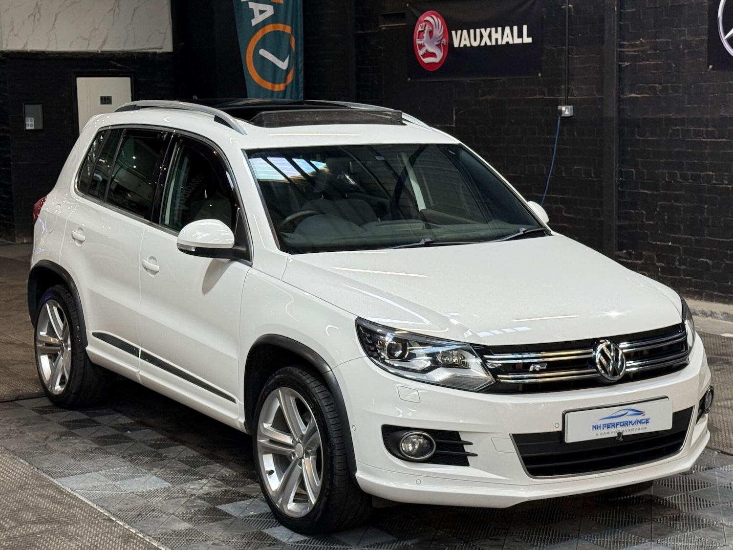 Used Volkswagen Tiguan 2013 for sale - 76153124: Photo 51