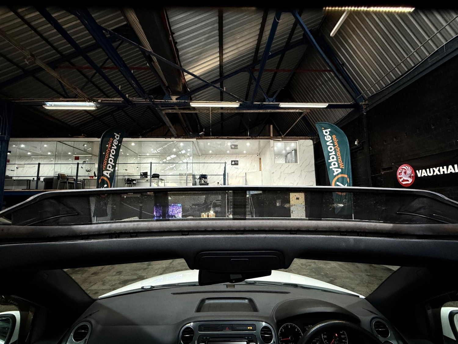 Used Volkswagen Tiguan 2013 for sale - 76153124: Photo 52